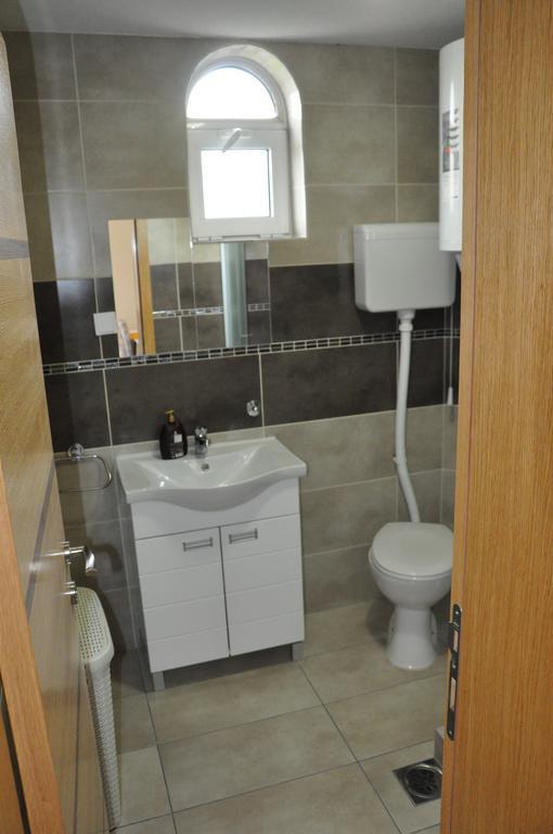 Aria apartmani Vrdnik Exterior foto